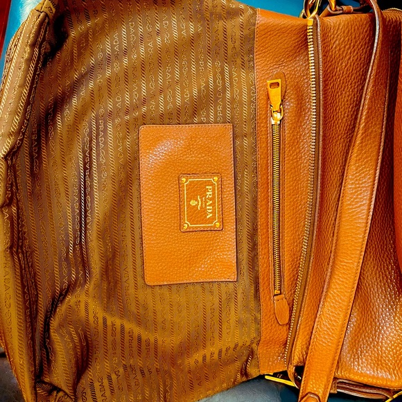 Authentic Prada Brown Leather Shoulder bag - Picture 6 of 9